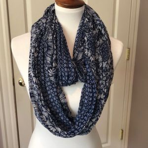 Gap Blue & Grey Infinity Scarf.